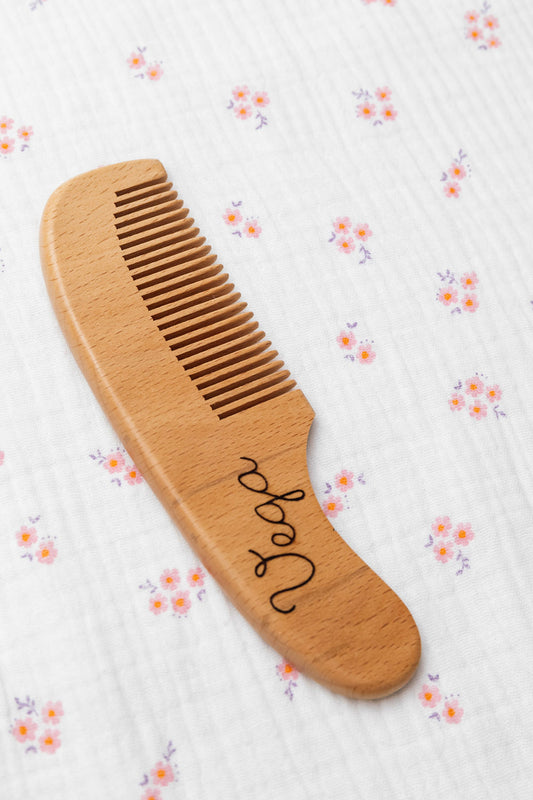 Peine madera bebé