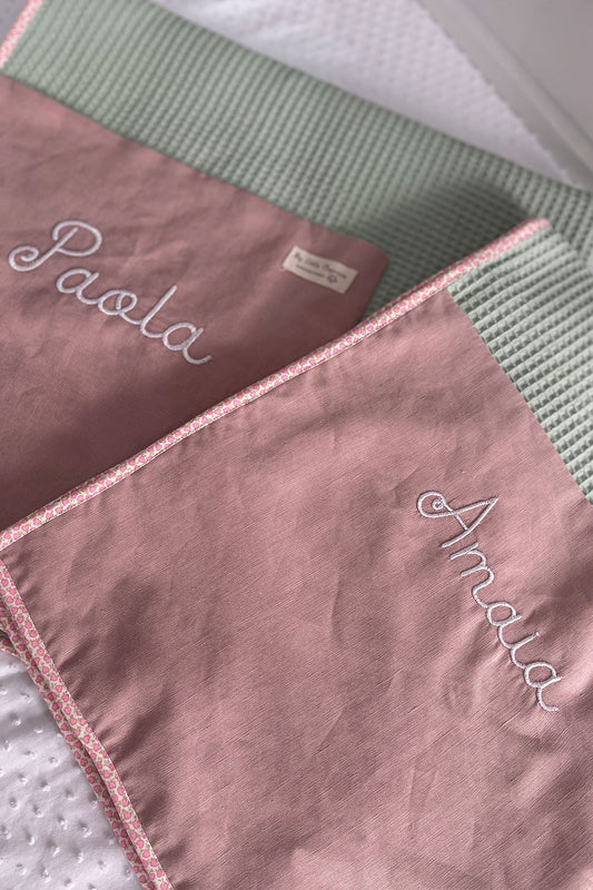 Toalla bordada nombre/inicial