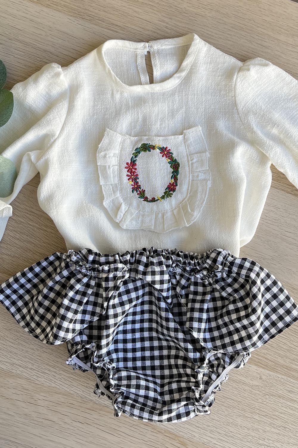 Conjunto Navidad inicial bordada